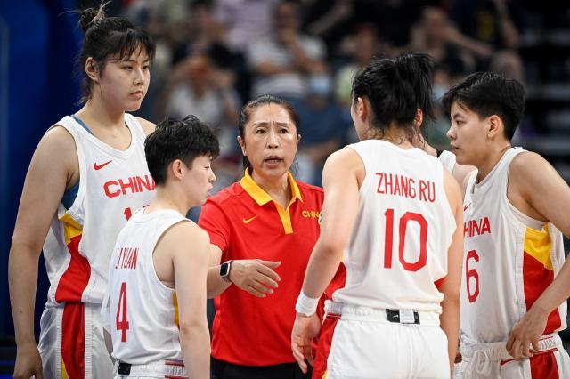 开云-磨合情况令人担忧？中国女篮小试牛刀击碎质疑